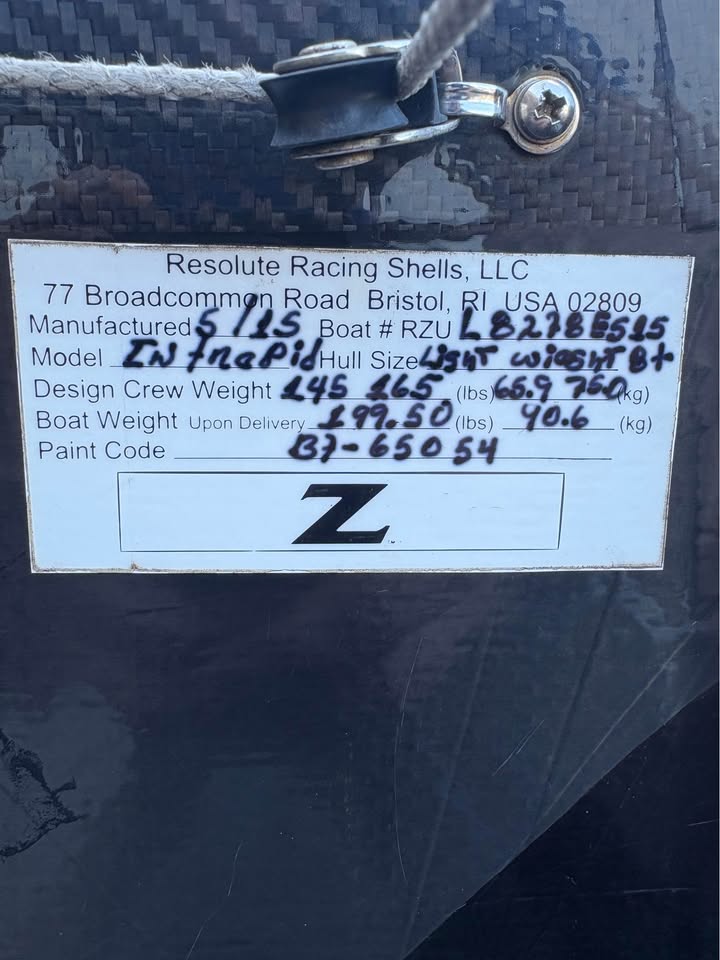 [SOLD] 2015 Resolute 8+ Lightweight (145-165 lbs)